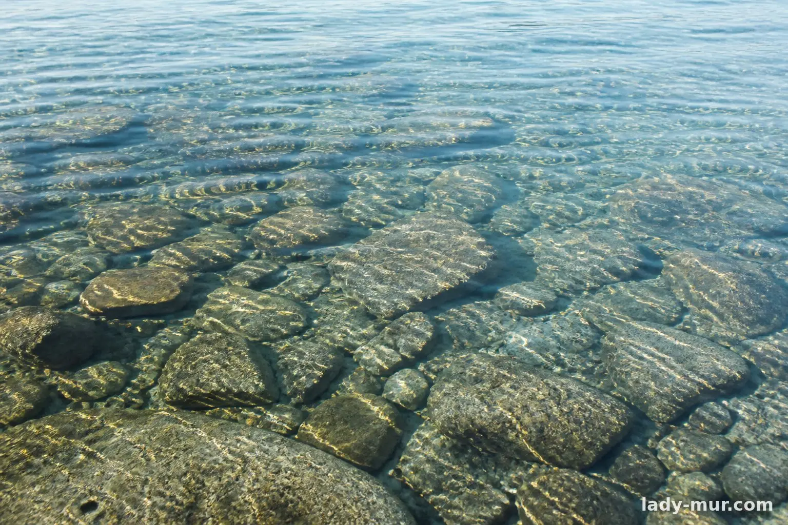 До чого сниться чиста прозора вода